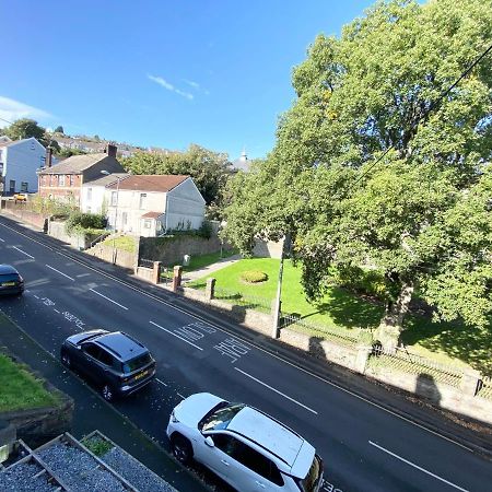 Budget Stay, Shared Guest House, R1 Mount Pleasant Hill Swansea Eksteriør bilde