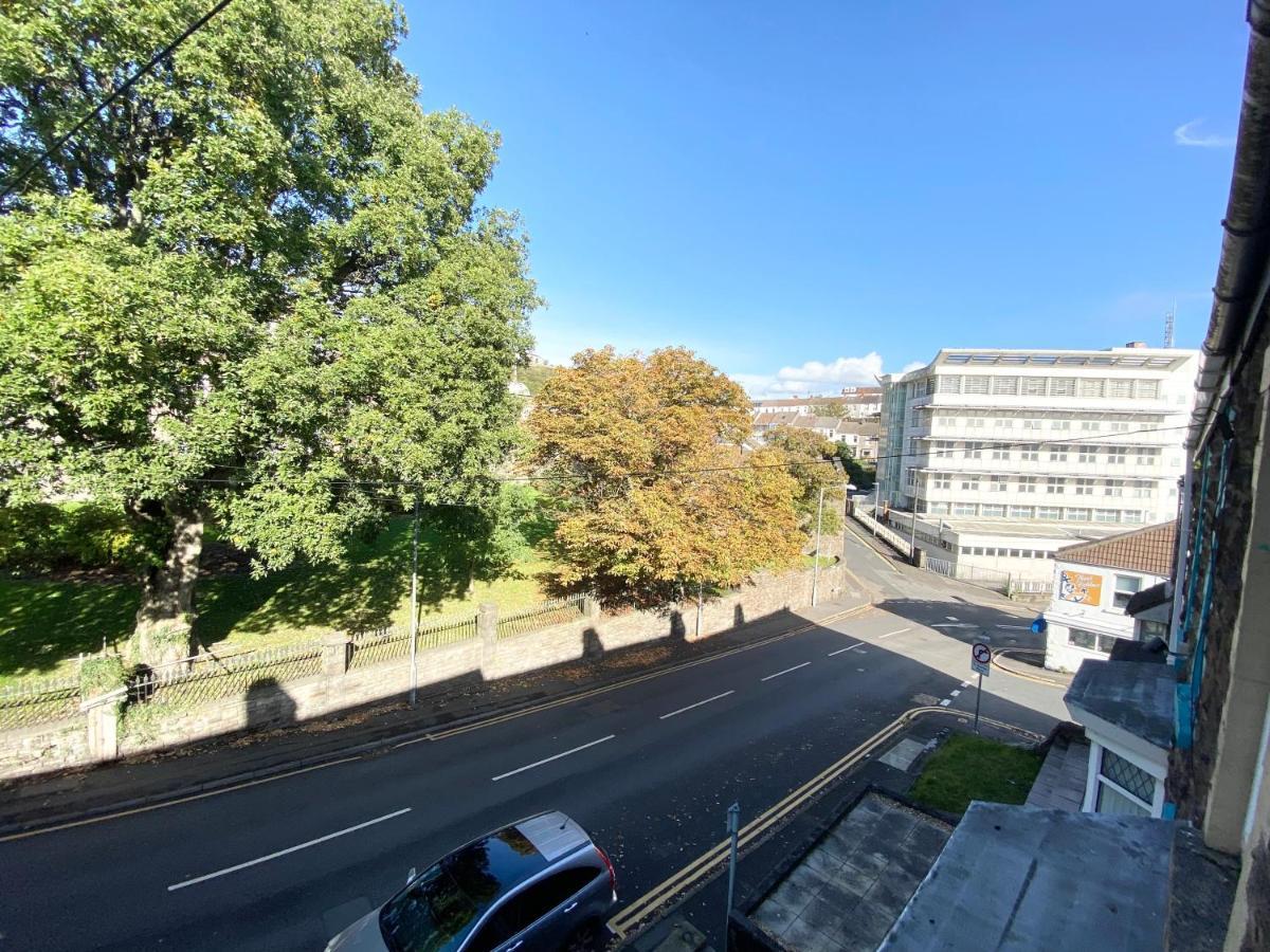 Budget Stay, Shared Guest House, R1 Mount Pleasant Hill Swansea Eksteriør bilde