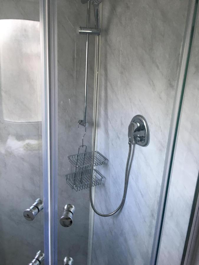 Budget Stay, Shared Guest House, R1 Mount Pleasant Hill Swansea Eksteriør bilde
